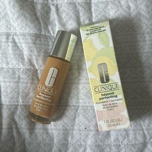 Clinique Beyond Perfecting Foundation & Concealer in WN 54 Honey Wheat.